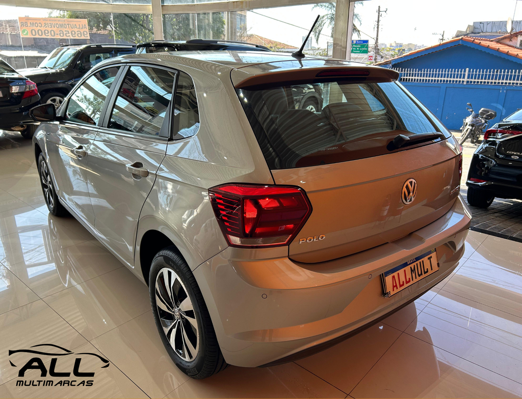 Volkswagen Polo Hatch Prata