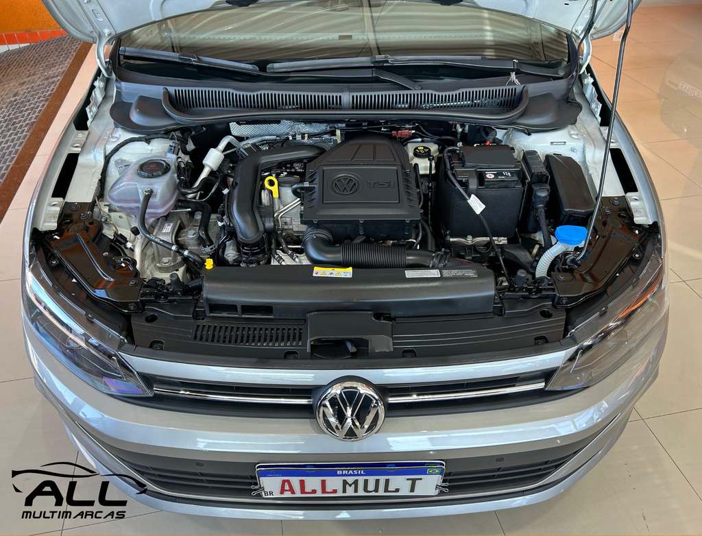 Volkswagen Polo Hatch Prata