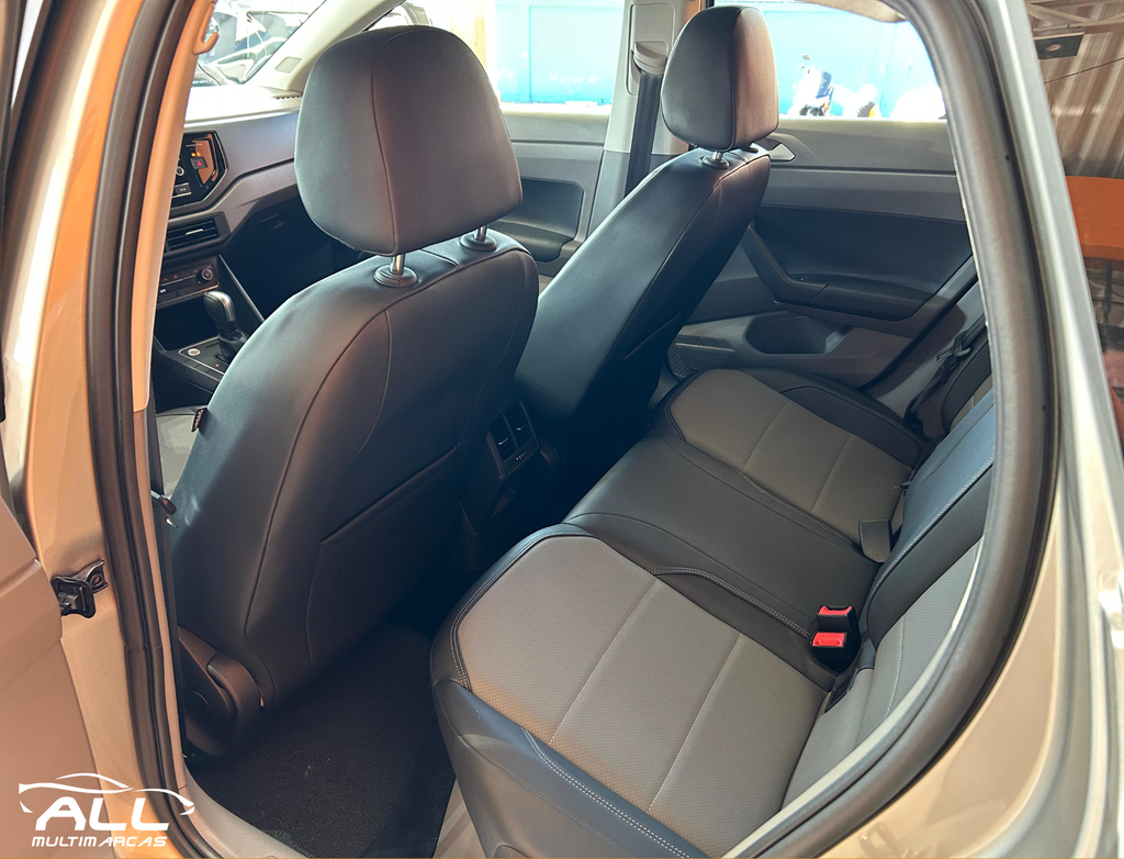 Volkswagen Polo Hatch Prata