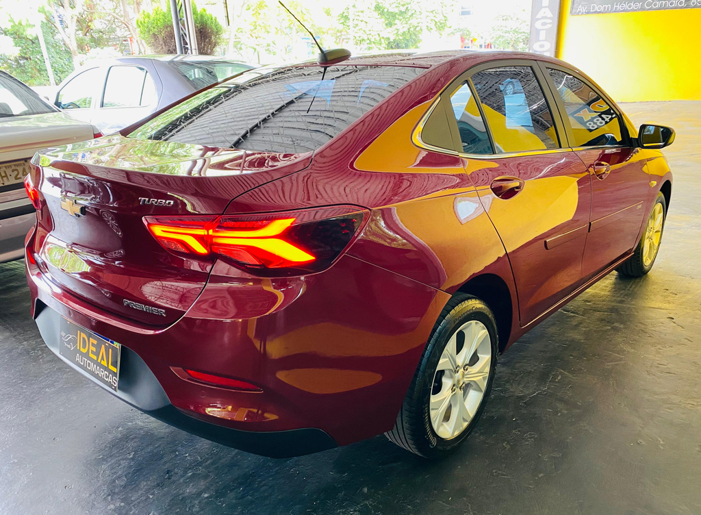 Chevrolet Onix Sedan Vermelho