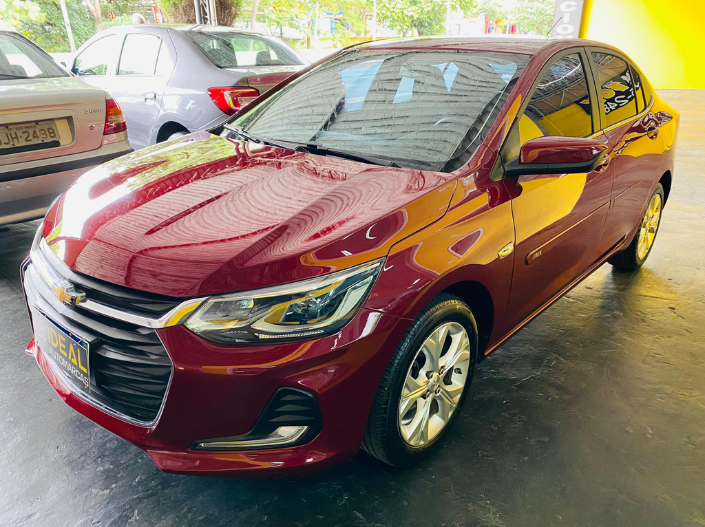 Chevrolet Onix Sedan Vermelho