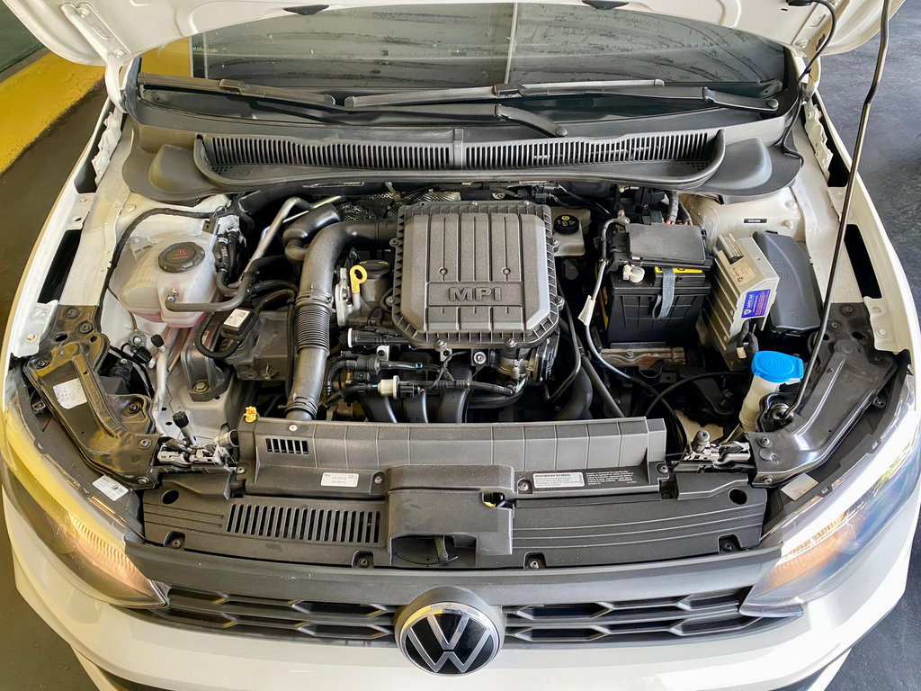 Volkswagen Polo Branco