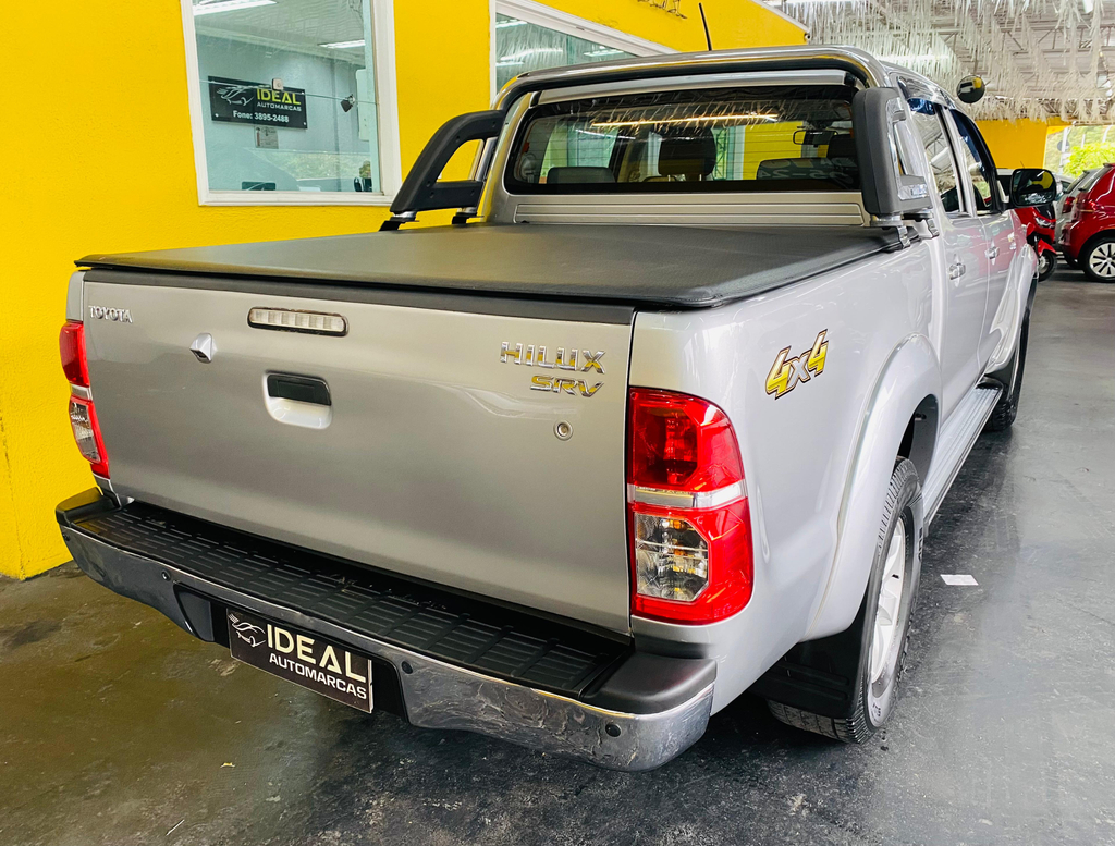Toyota Hilux Cabine Dupla Prata