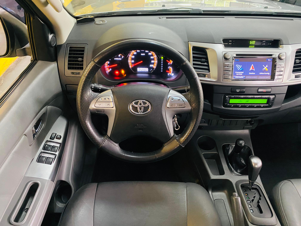 Toyota Hilux Cabine Dupla Prata