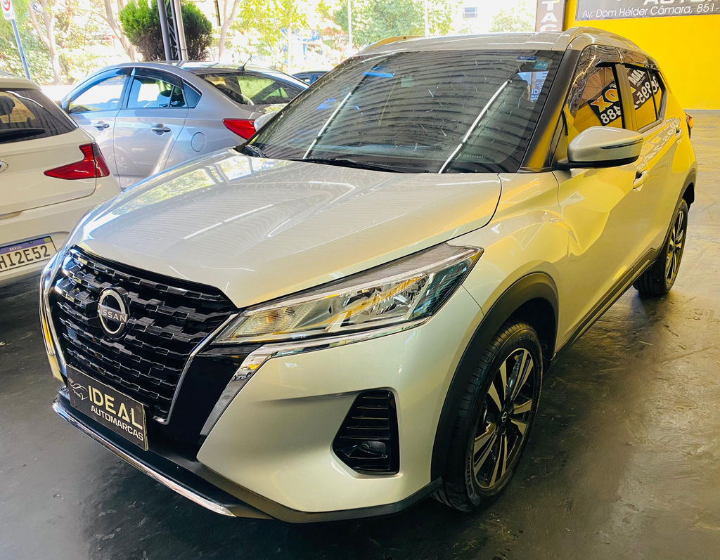 Nissan Kicks Prata