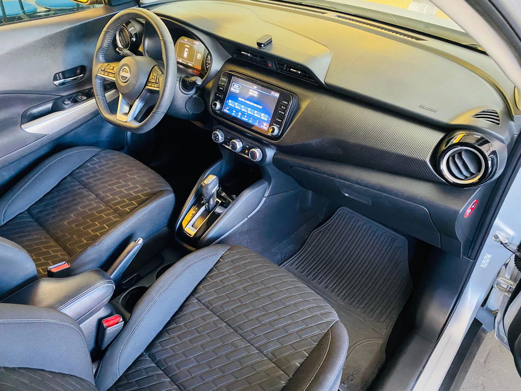 Nissan Kicks Prata
