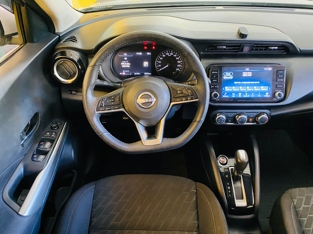 Nissan Kicks Prata