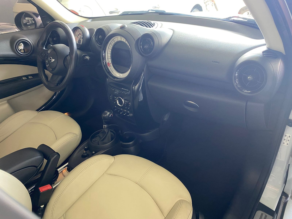 Mini Countryman Branco