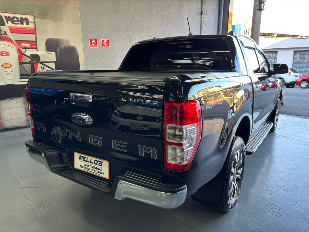 Ford Ranger (Cabine Dupla) Preto