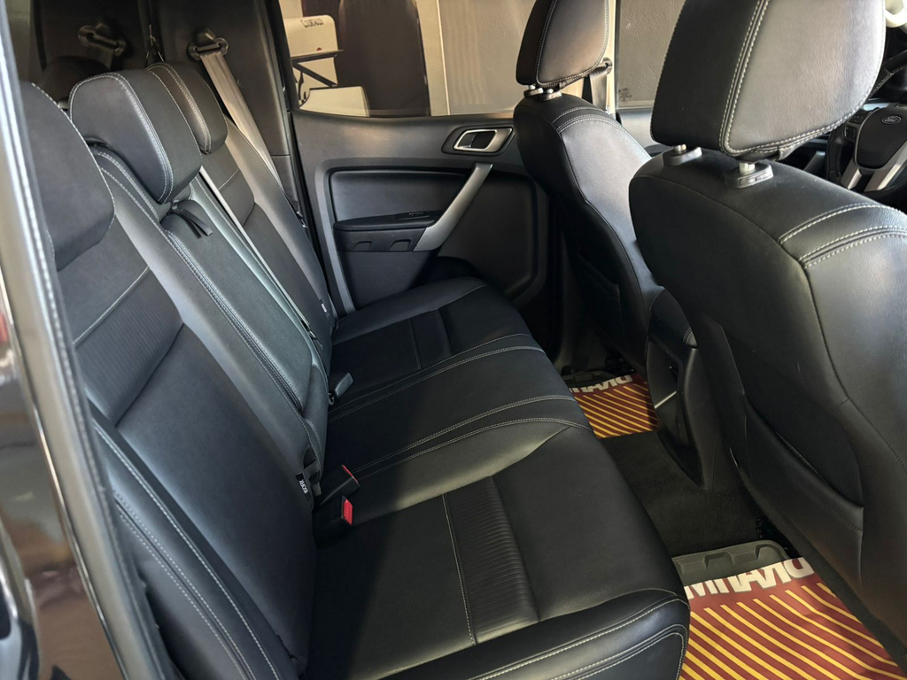 Ford Ranger (Cabine Dupla) Preto