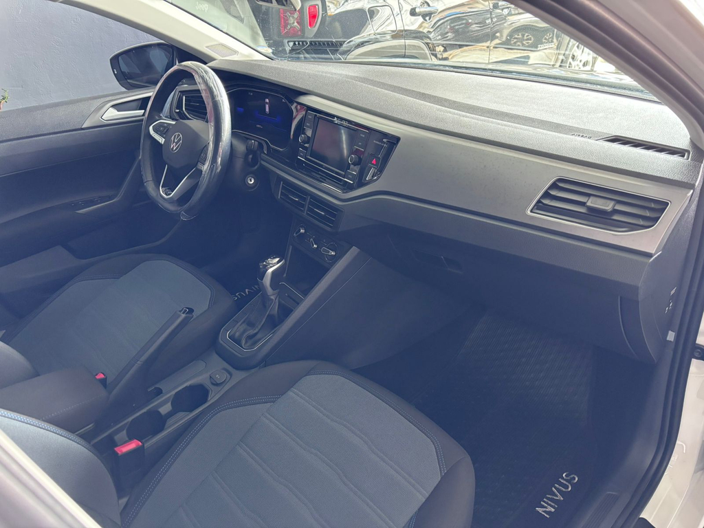 Volkswagen Nivus Branco