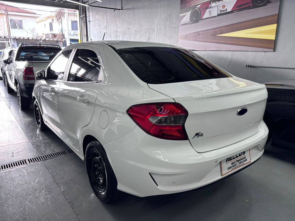 Ford Ka Sedan Branco