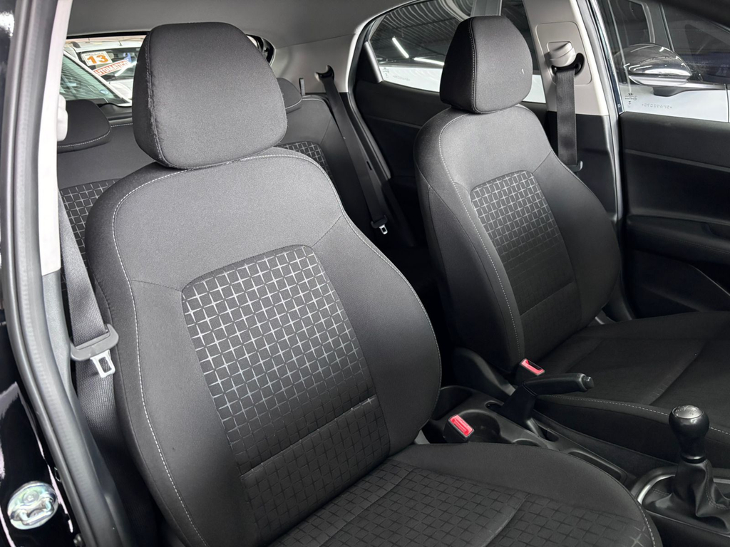 Hyundai HB20 Preto