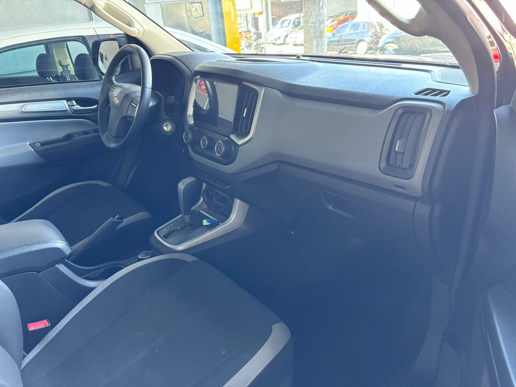 Chevrolet S10 Preto