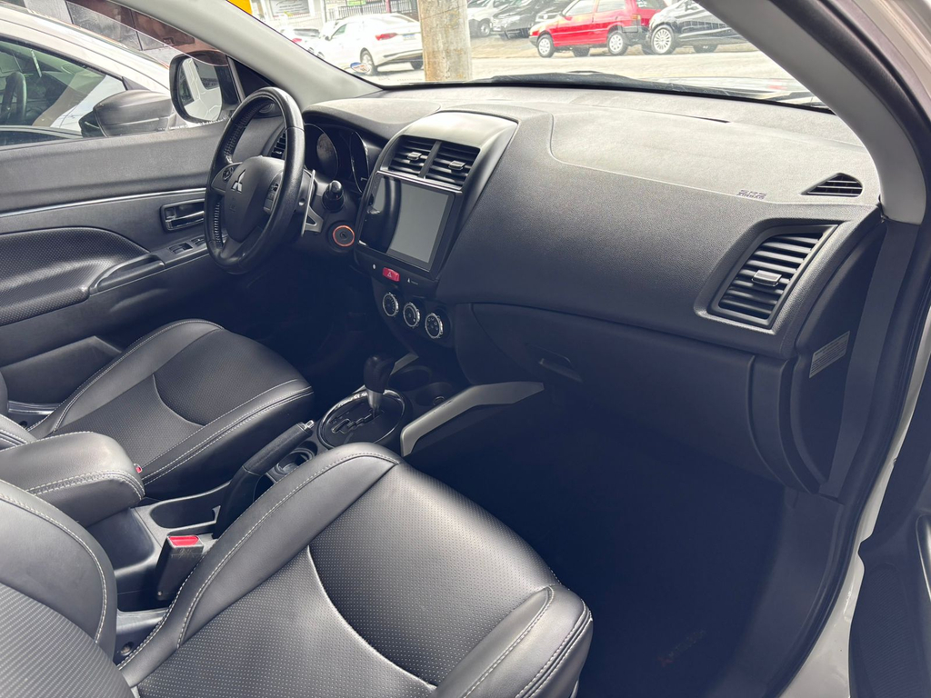 Mitsubishi ASX Branco