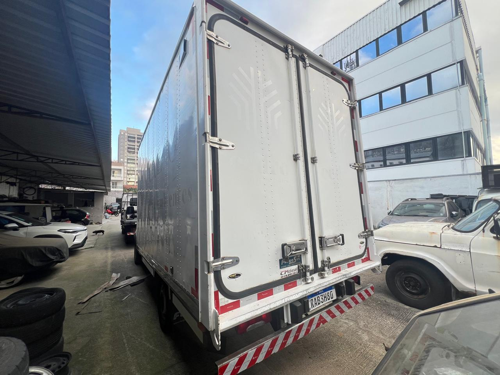 Iveco Daily Branco