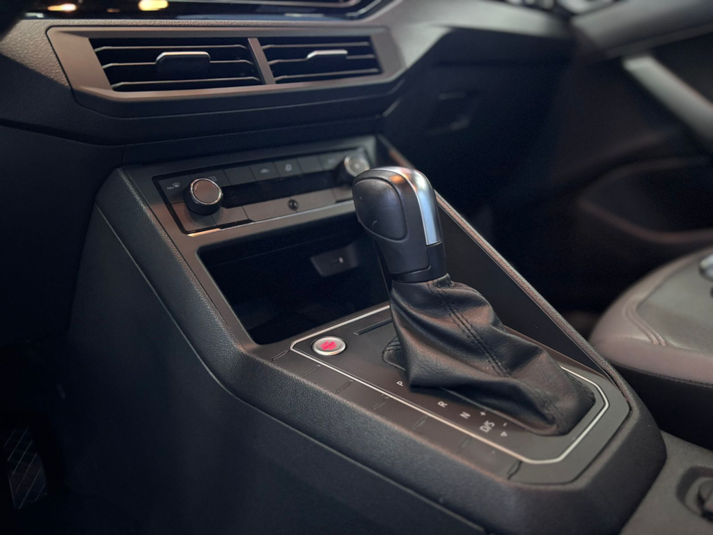 Volkswagen Nivus Branco