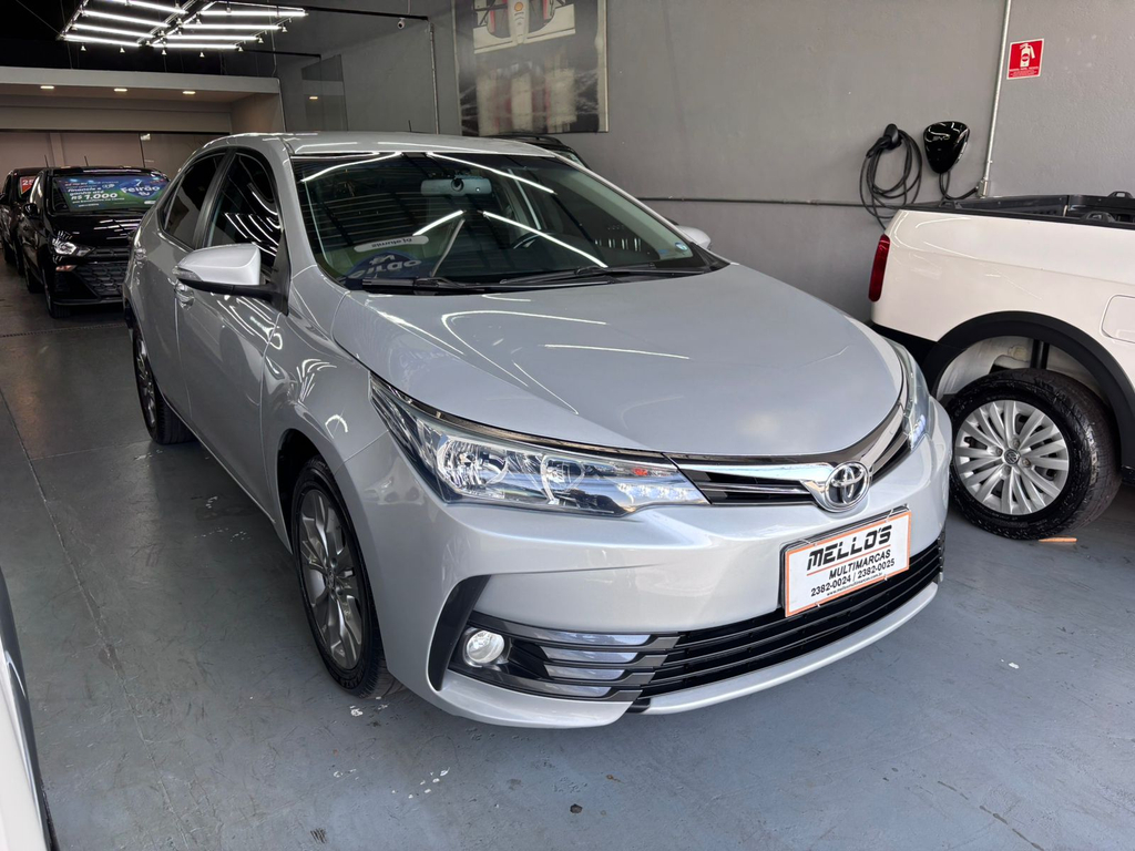 Toyota Corolla Prata