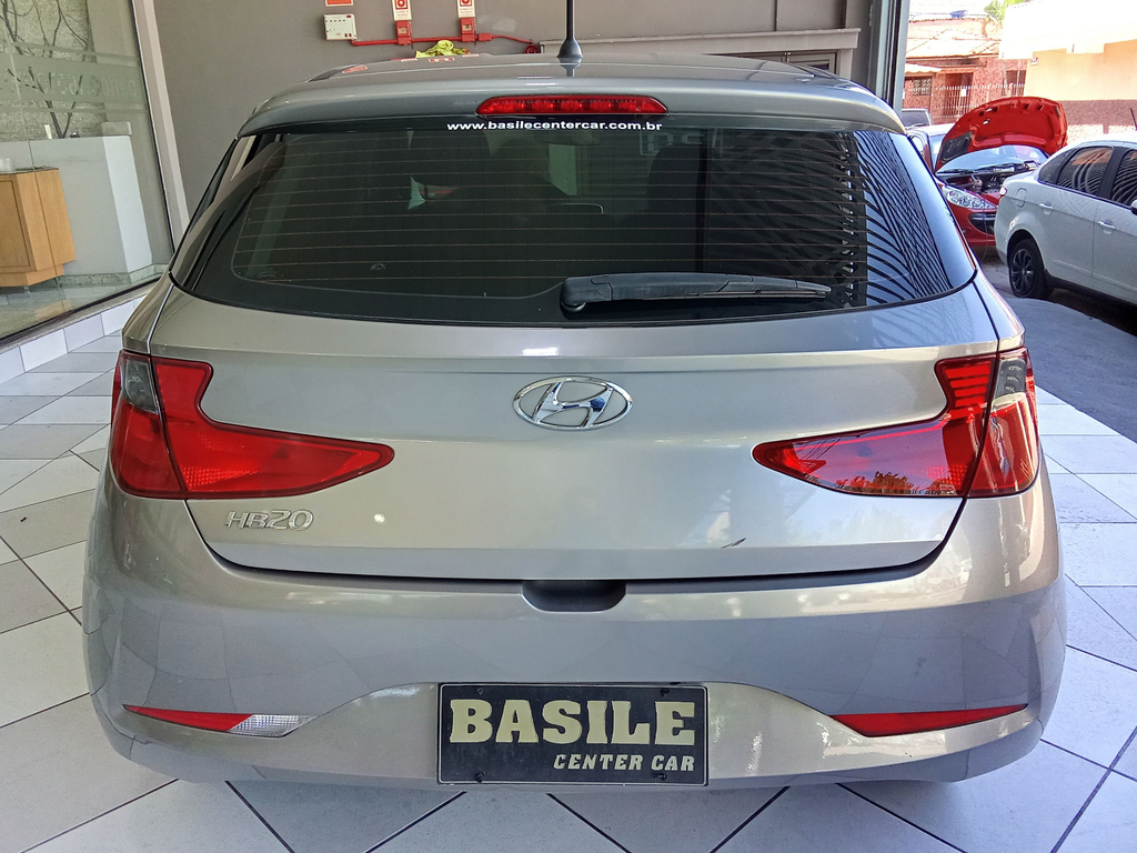 Hyundai HB20 Prata