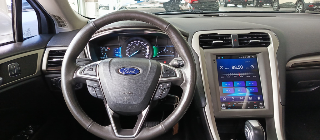 Ford Fusion Prata