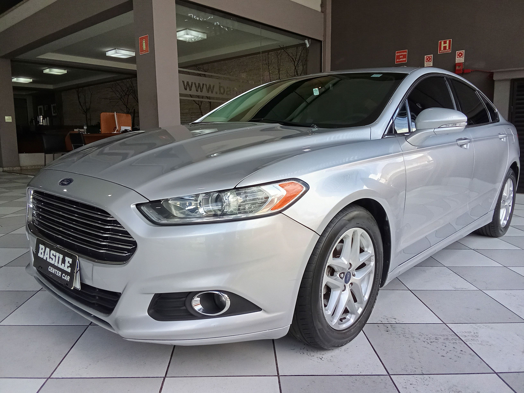 Ford Fusion Prata