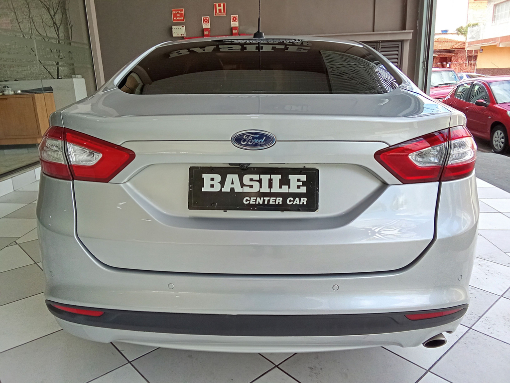 Ford Fusion Prata