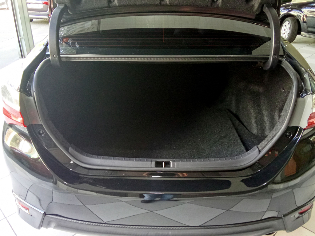 Toyota Corolla Preto