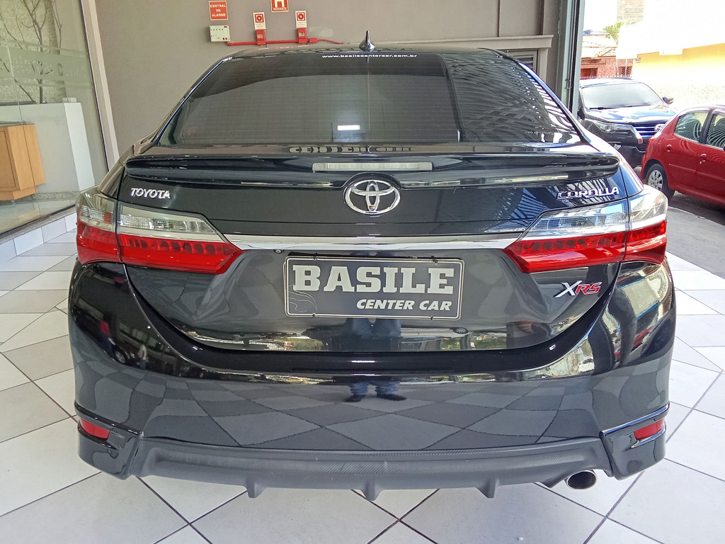 Toyota Corolla Preto