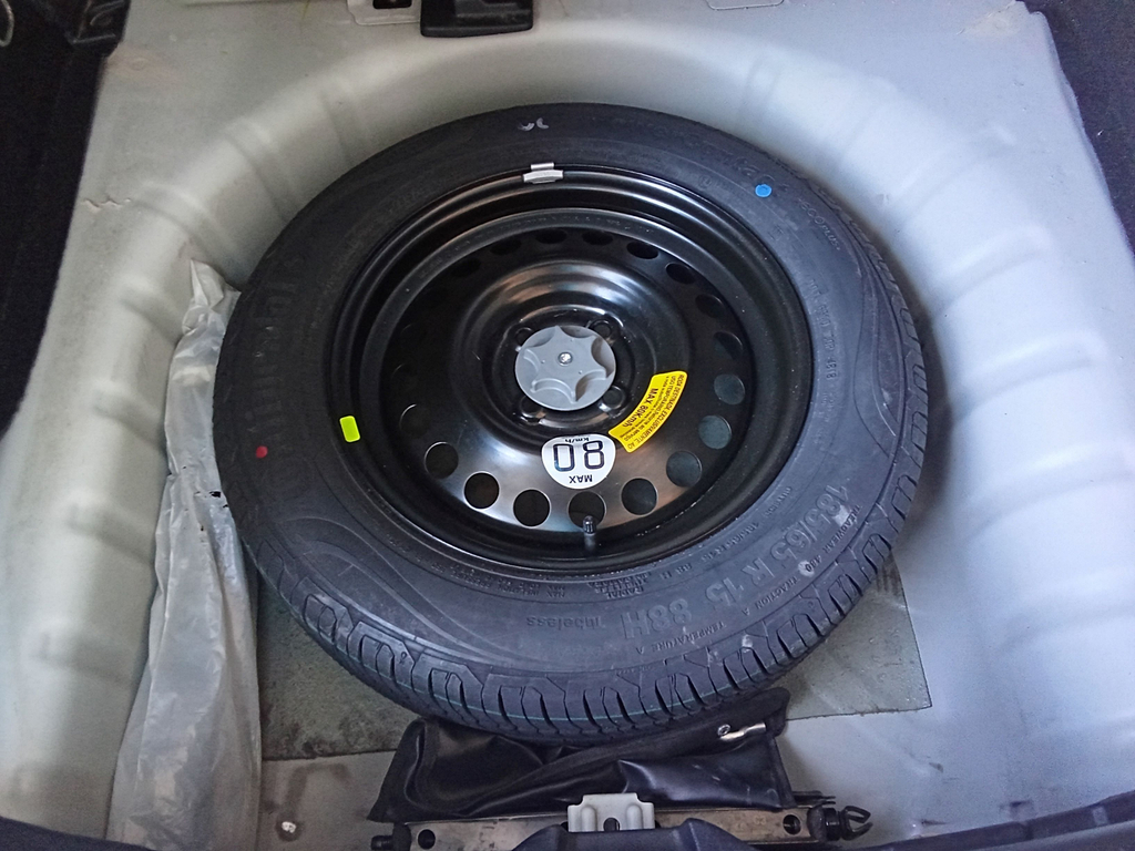 Nissan Kicks Branco