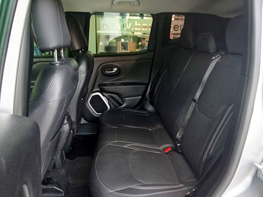 Jeep Renegade Prata