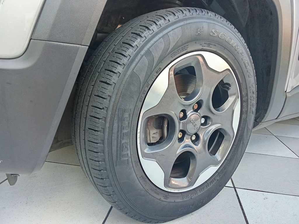 Jeep Renegade Prata