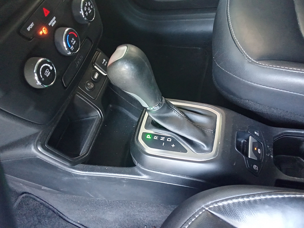 Jeep Renegade Prata