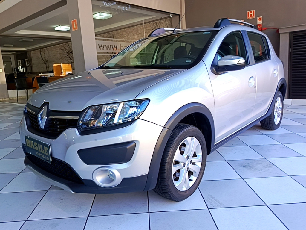 Renault Sandero Stepway Prata