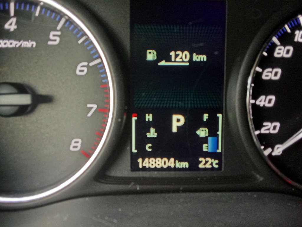 Mitsubishi Outlander Preto