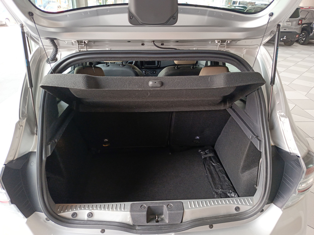 Renault Sandero Prata