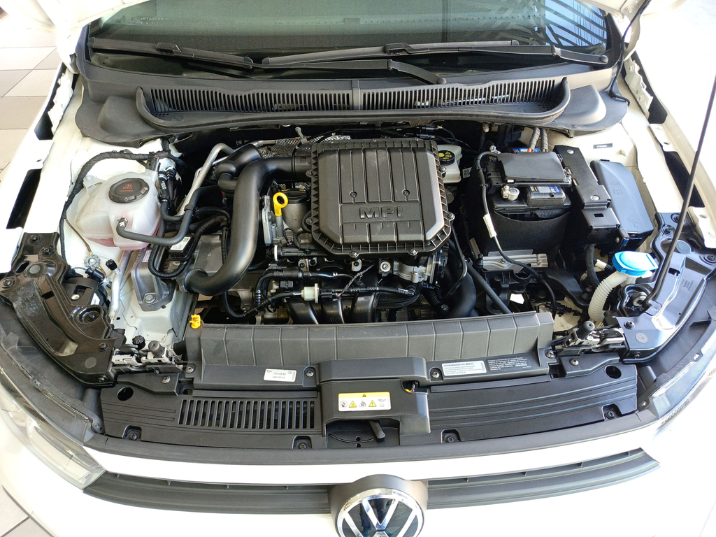 Volkswagen Polo Branco