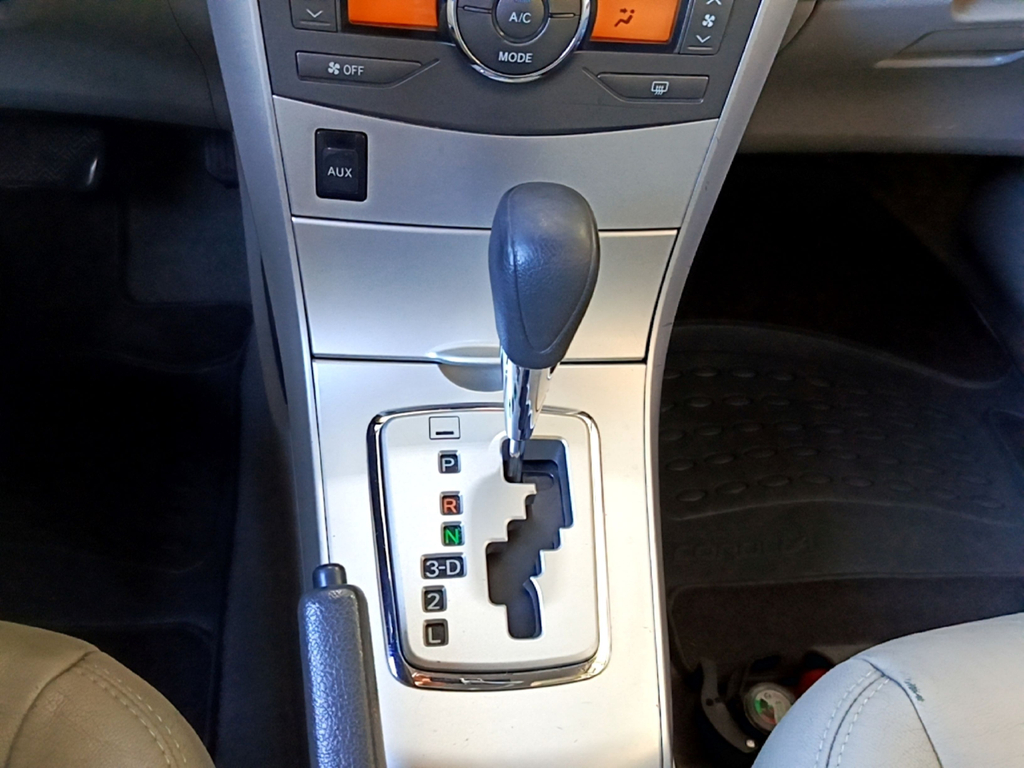 Toyota Corolla Preto