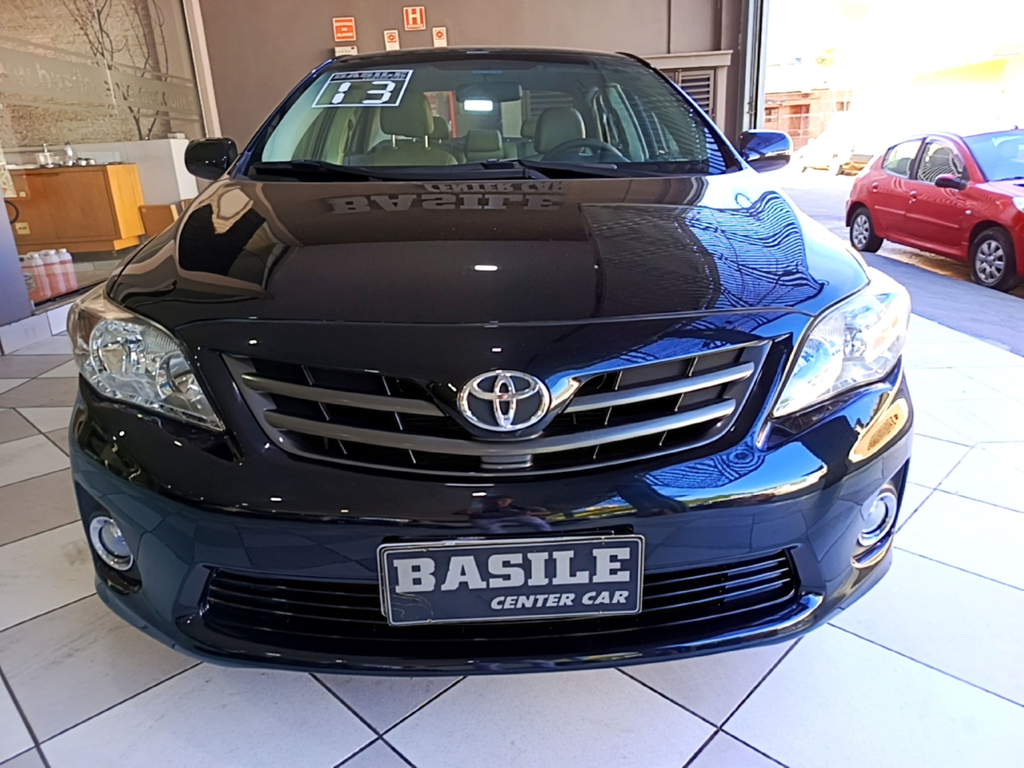 Toyota Corolla Preto
