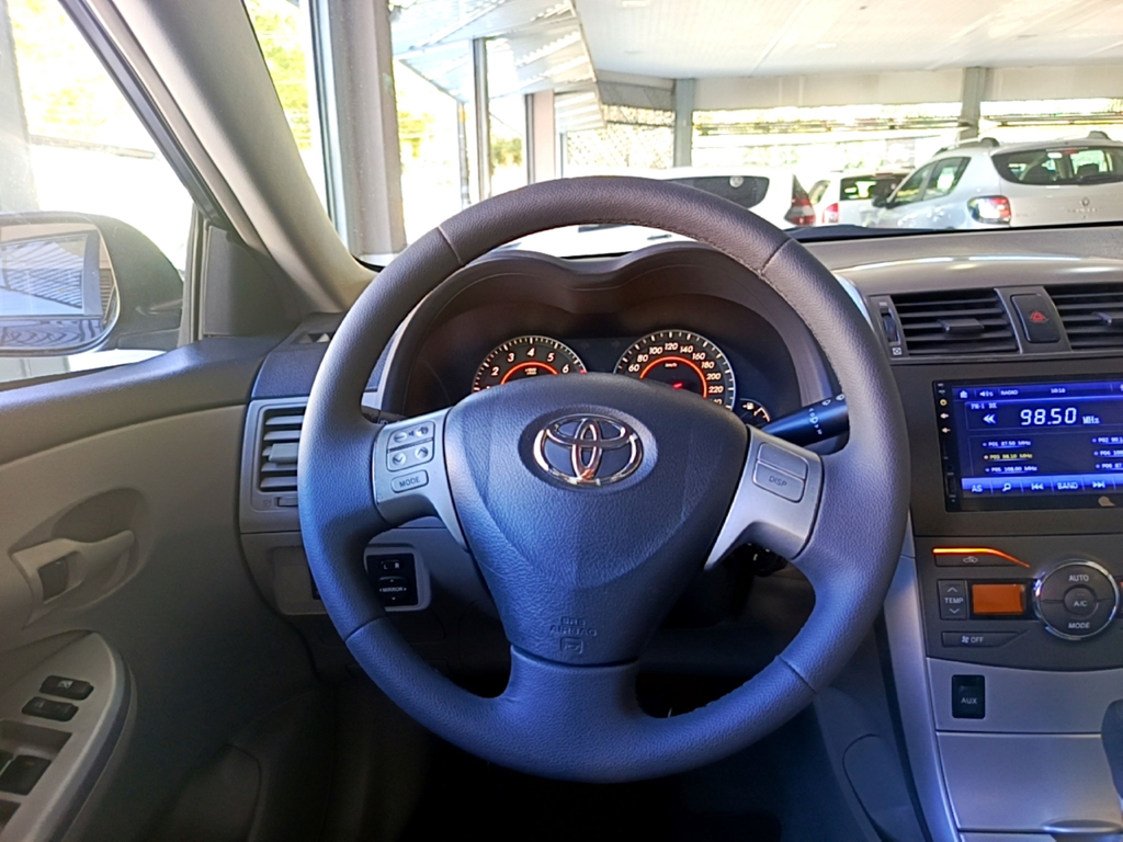Toyota Corolla Preto