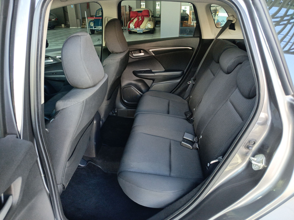 Honda Fit Cinza