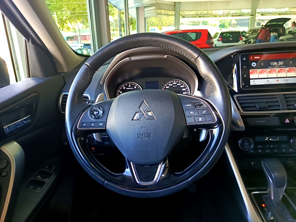 Mitsubishi Eclipse Cross Preto