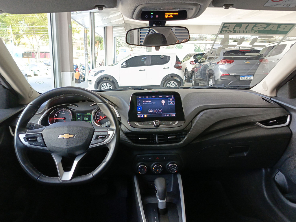 Chevrolet Onix Sedan Preto