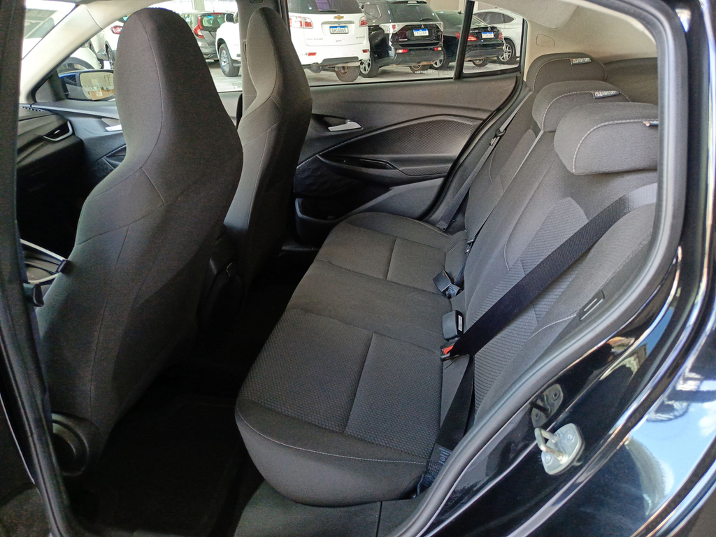 Chevrolet Onix Sedan Preto