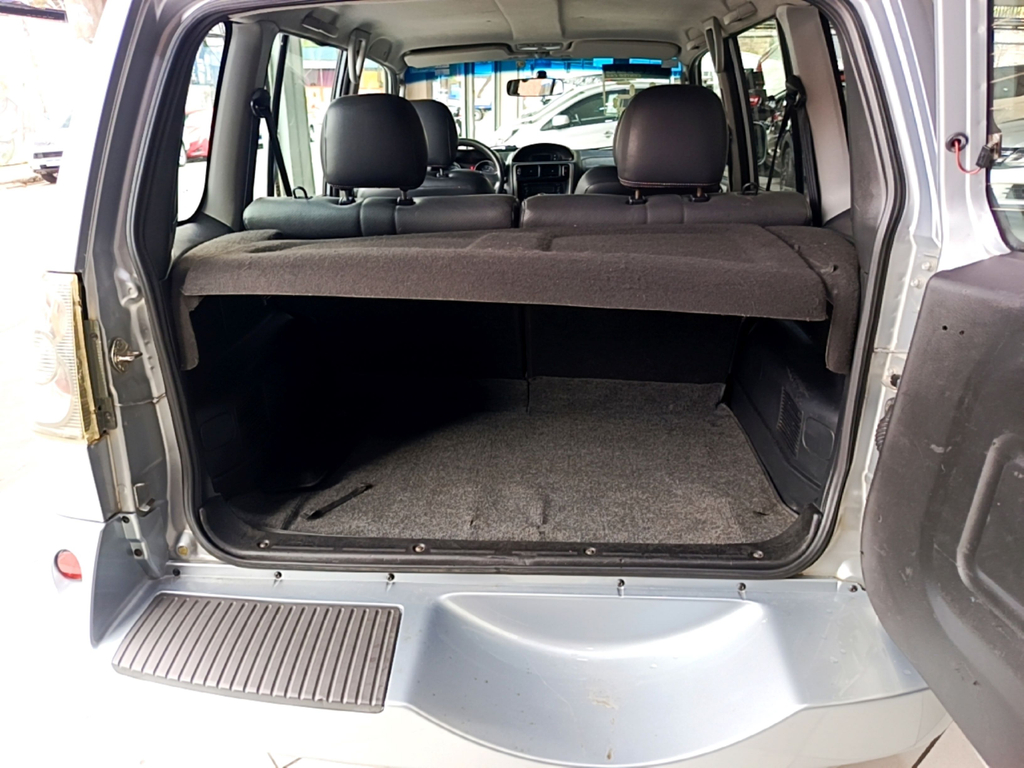 Mitsubishi Pajero TR4 Prata