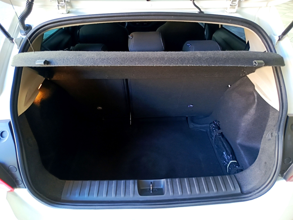 Chevrolet Onix Branco