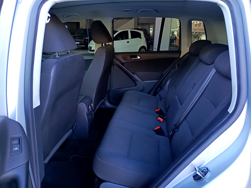 Volkswagen Tiguan Prata