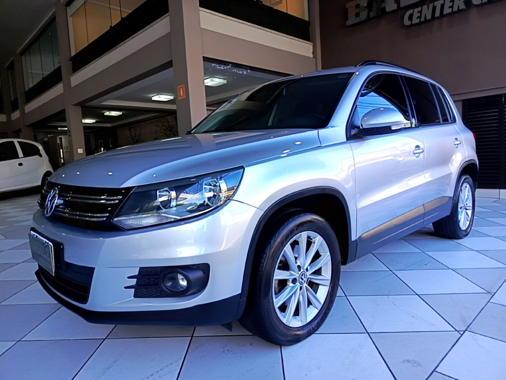 Volkswagen Tiguan Prata