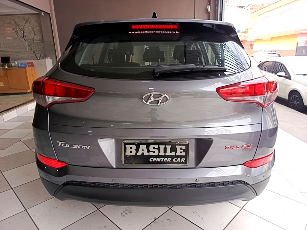 Hyundai Tucson Cinza