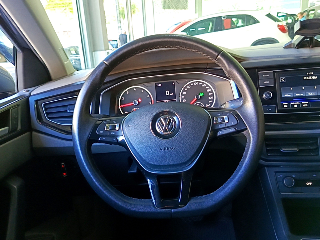 Volkswagen Virtus Cinza