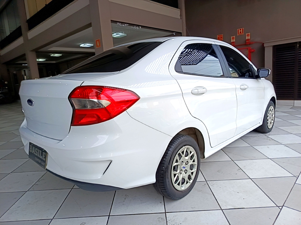 Ford Ka+ Branco